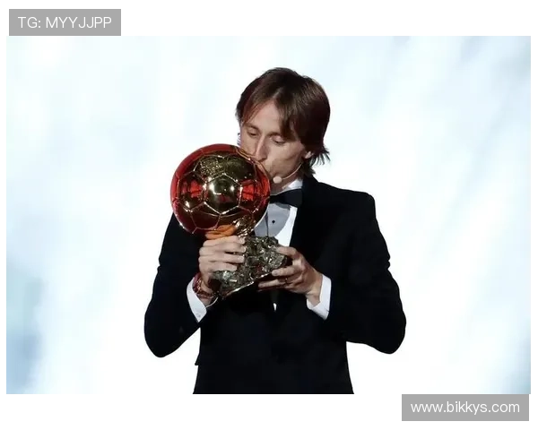 莫德里奇对居勒尔判罚提出质疑 疑问是否为点球引发关注