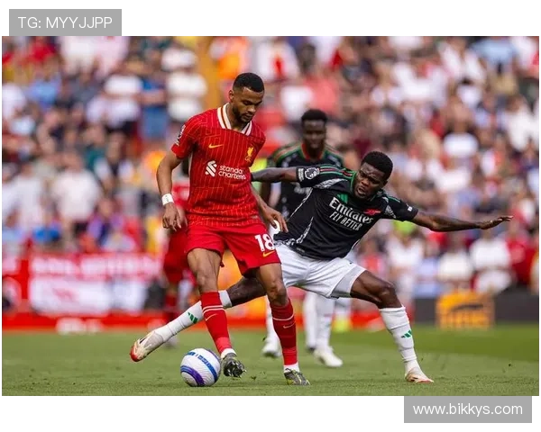 英超赛后致谢每一分都是拼出来的球队众志成城再向前一步继续努力